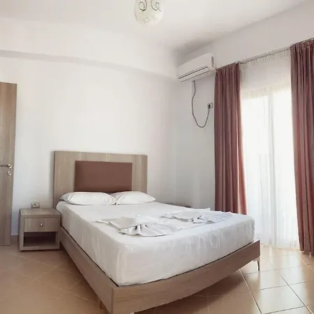 Hotel Ksamil Beach Апарт-отель