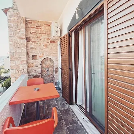 Hotel Ksamil Beach Апарт-отель *